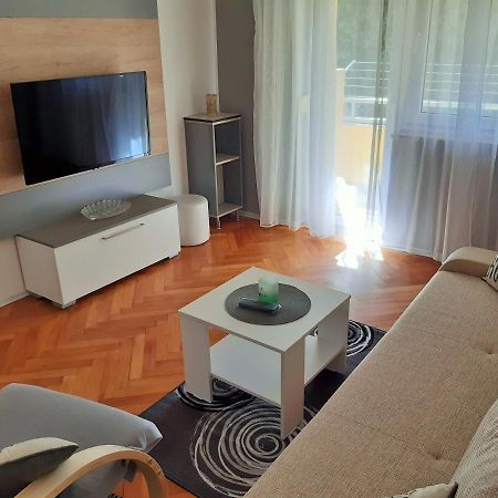 Apartmán Bright & Cozy Pula Exteriér fotografie