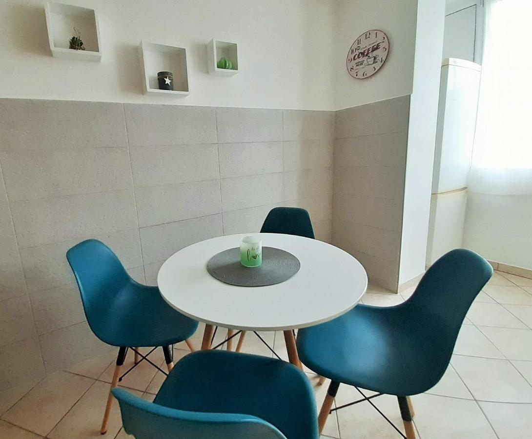 Apartmán Bright & Cozy Pula Exteriér fotografie