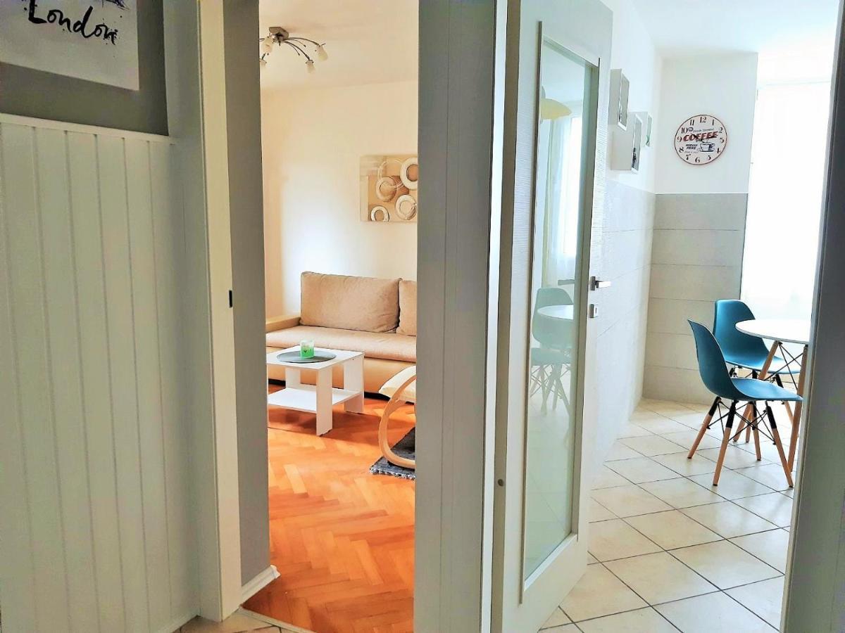 Apartmán Bright & Cozy Pula Exteriér fotografie
